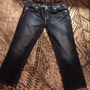 Miss Me Mid-Rise Easy Crop Jeans